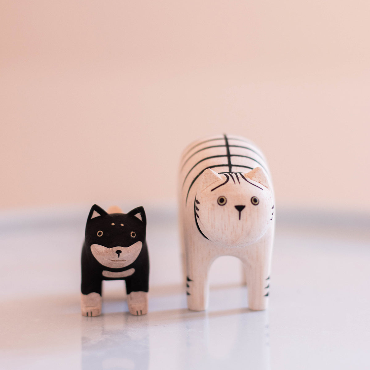 Figurine Chat tigré en Bois