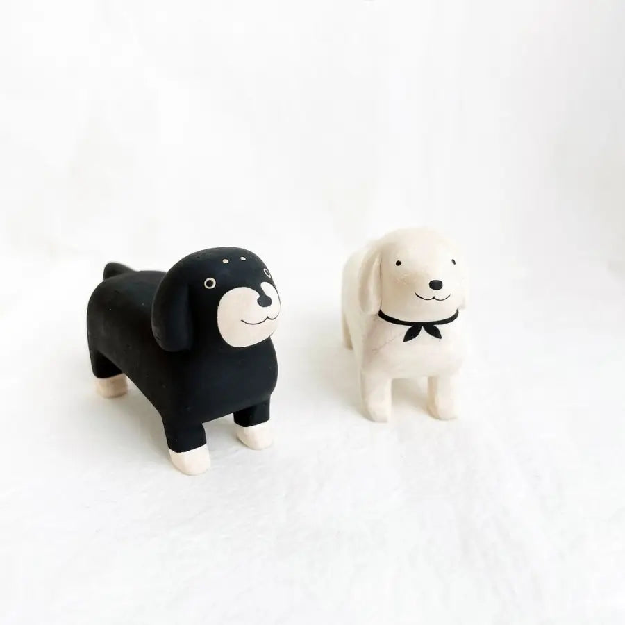 Figurine Teckel Noir en Bois - Animal en bois