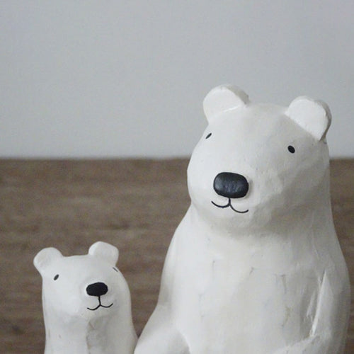 Figurine en bois – Ours polaire espiègle (parent) – Collection Animaux en bois