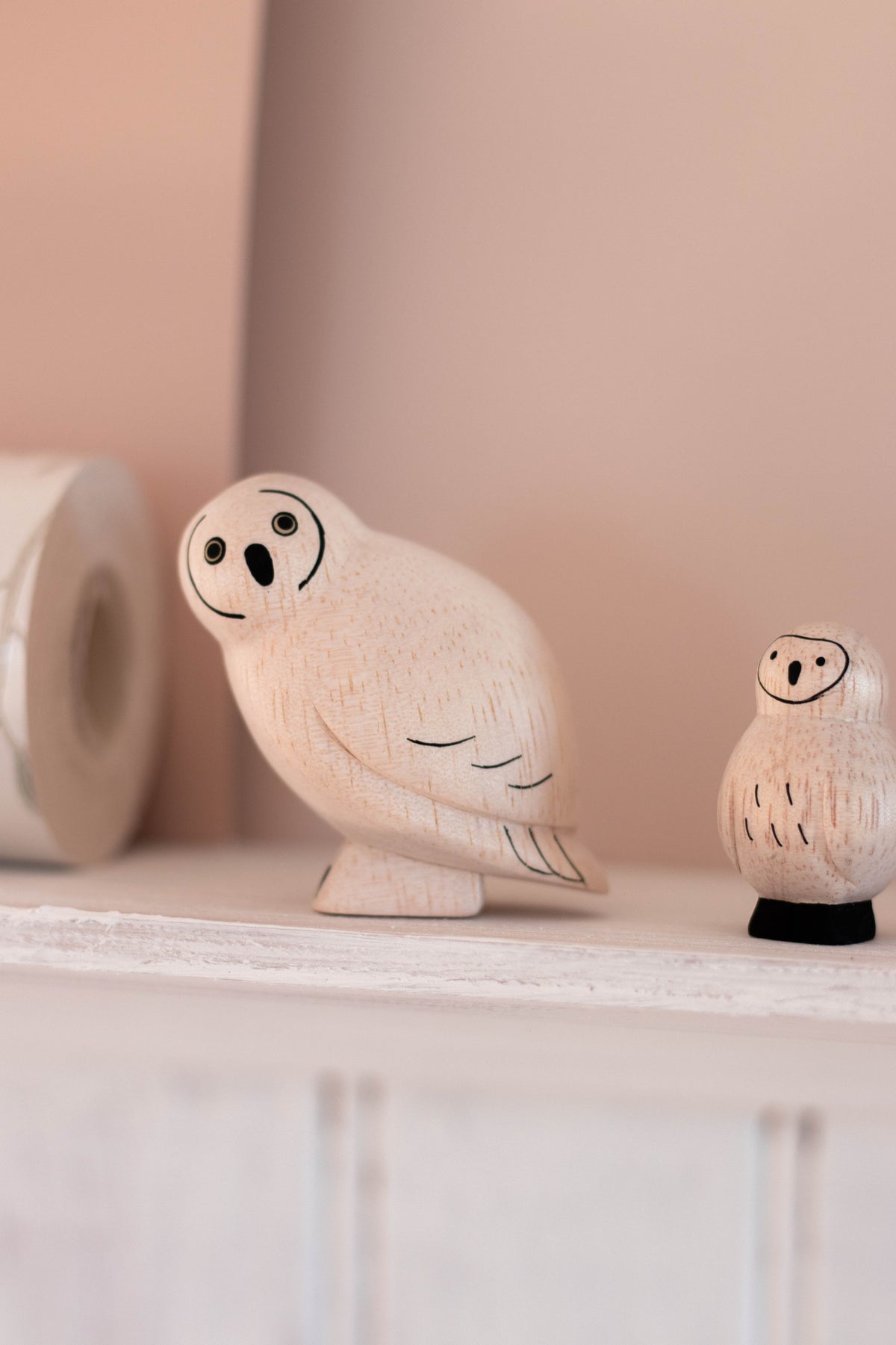 Figura de madera Búho en ambiente