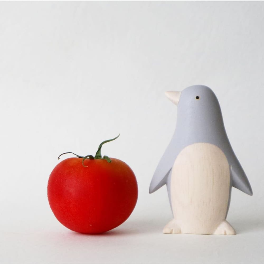 Figurine Pingouin gris en Bois