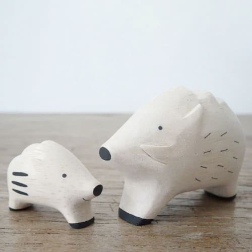 Figurine Sanglier enfant en Bois