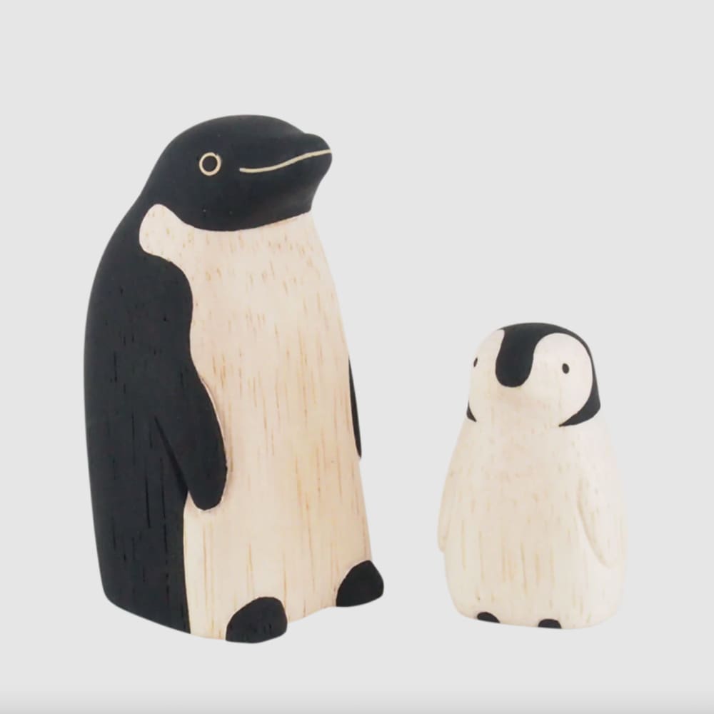 Figurine Pingouin Parent en Bois