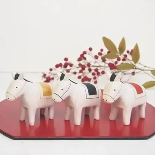 Figurine en bois – UMA rouge – Collection Polepole Animal