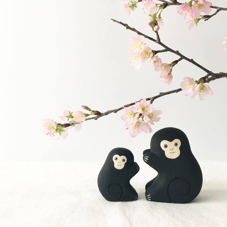 Familia de monos de madera | Oyako