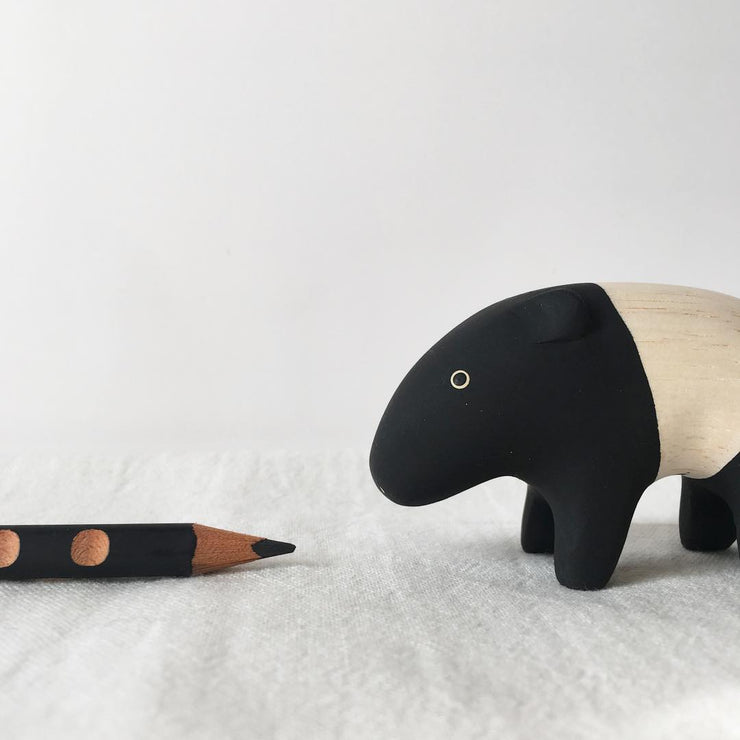 Tapir en bois | Pole Pole - T lab europe